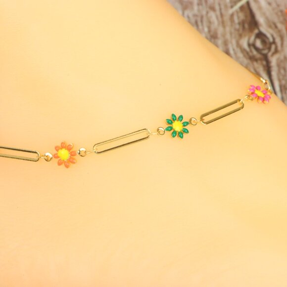 "Dainty Anklet for Women – Elegant Everyday Jewelry & Perfect Gift | MLCRC1409 - Picture 5 of 10